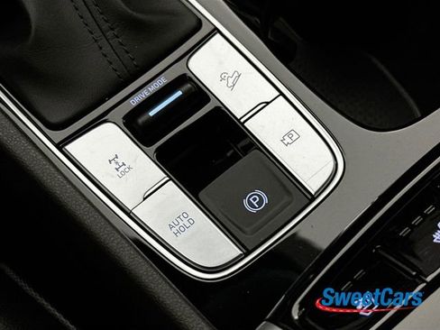 Used 2024 Hyundai Santa Cruz Limited image 29