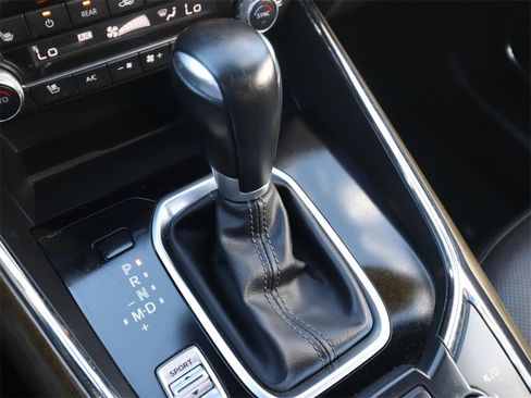 Used 2023 MAZDA CX-9 Signature image 21