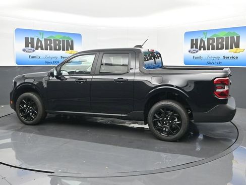 New 2025 Ford Maverick Lariat w/ Black Appearance Package image 3