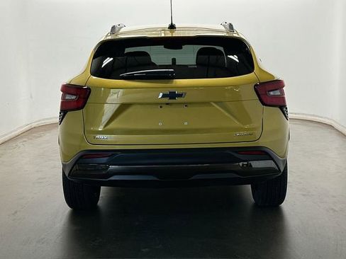 Used 2024 Chevrolet Trax ACTIV FWD image 4