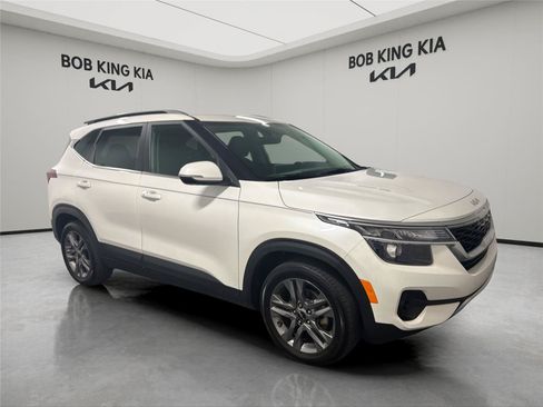 Used 2023 Kia Seltos S FWD image 5