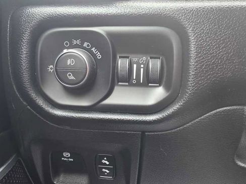 Used 2020 RAM 1500 Laramie w/ Sport Appearance Package image 11