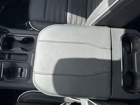 Used 2026 GMC Sierra 1500 AT4X image 22