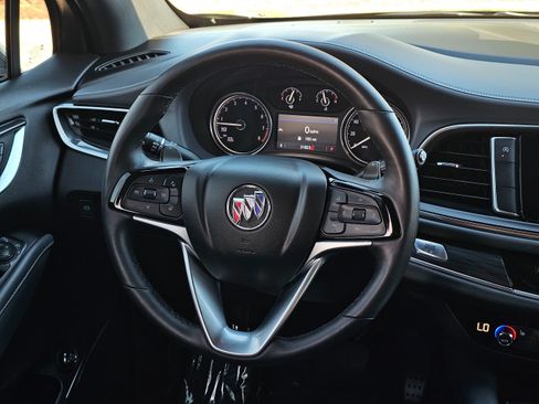 Used 2023 Buick Enclave Essence image 21