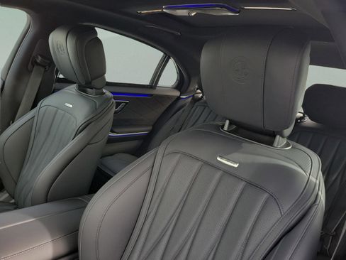 New 2026 Mercedes-Benz S 63 AMG S image 13
