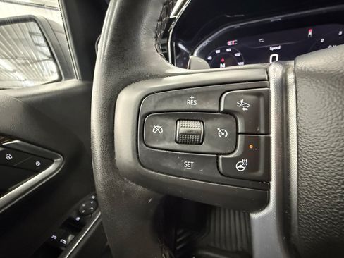 Used 2025 GMC Sierra 1500 Elevation w/ Preferred Package AWD/4WD image 17