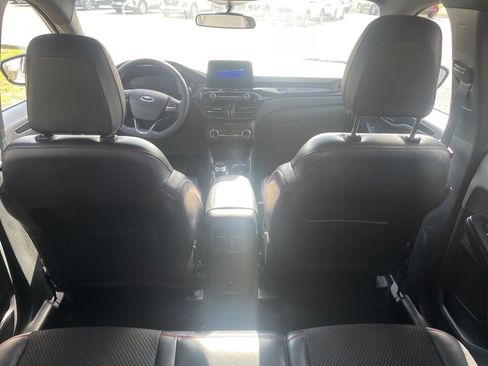 Used 2025 Ford Escape ST-Line Select image 16