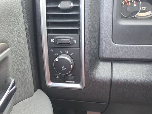 Used 2017 RAM 1500 Big Horn AWD/4WD image 28