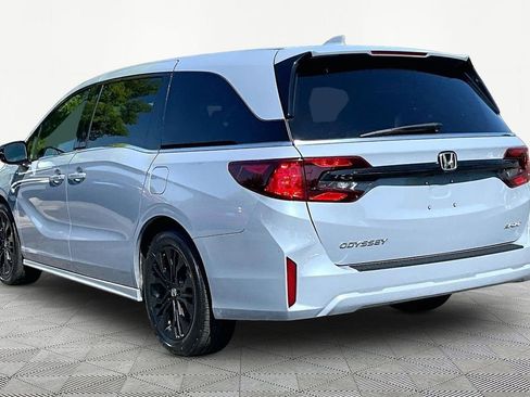 Certified 2025 Honda Odyssey Sport-L image 4