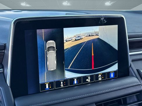 Used 2022 Chevrolet Tahoe Z71 w/ Z71 Off-Road Package image 25