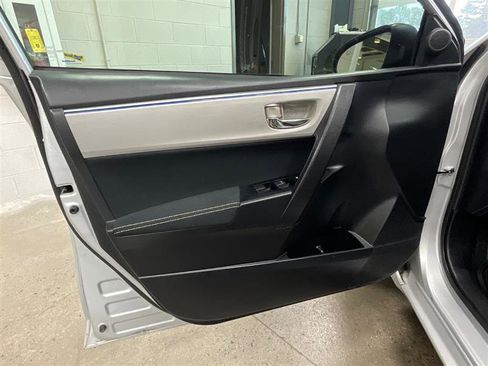 Used 2014 Toyota Corolla LE FWD image 10