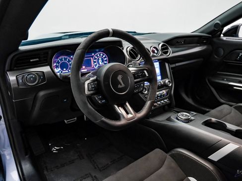 Used 2022 Ford Mustang Shelby GT500 w/ Technology Package image 32
