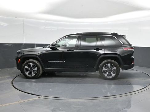 Used 2022 Jeep Grand Cherokee Limited 4xe w/ Luxury Tech Group II AWD/4WD image 9