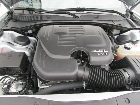 Used 2022 Dodge Charger GT RWD image 4