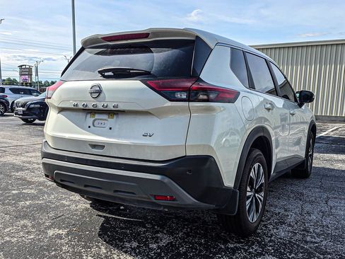 Used 2023 Nissan Rogue SV FWD image 6