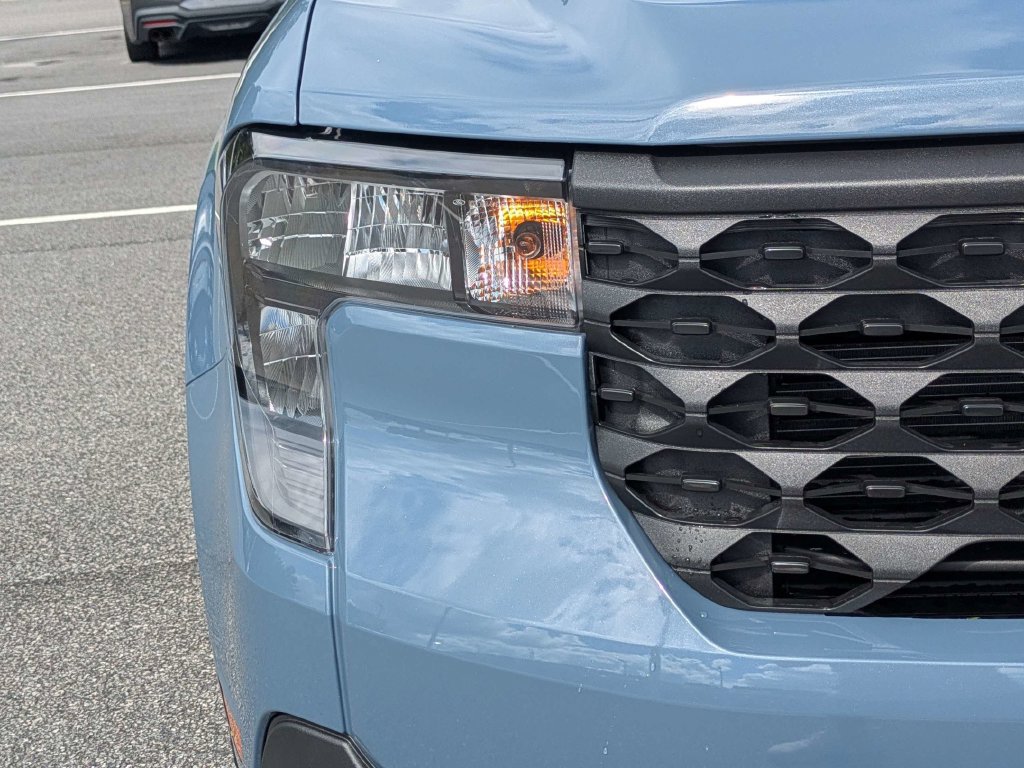 New 2026 Ford Maverick XLT FWD image 10