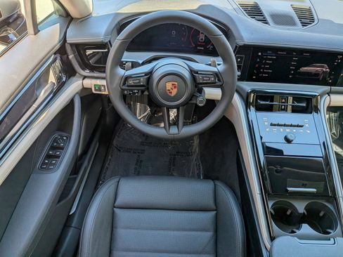 New 2026 Porsche Panamera image 16