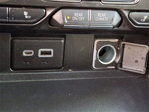 Certified 2021 Chevrolet Suburban RST image 26