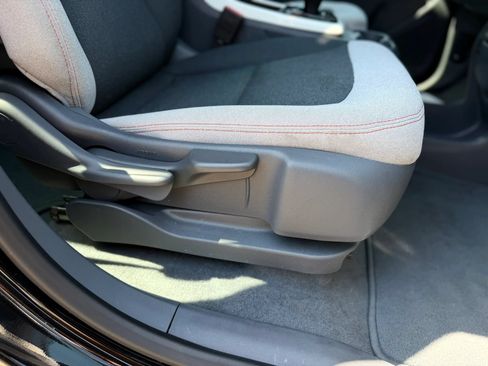Used 2020 Chevrolet Bolt LT FWD image 9