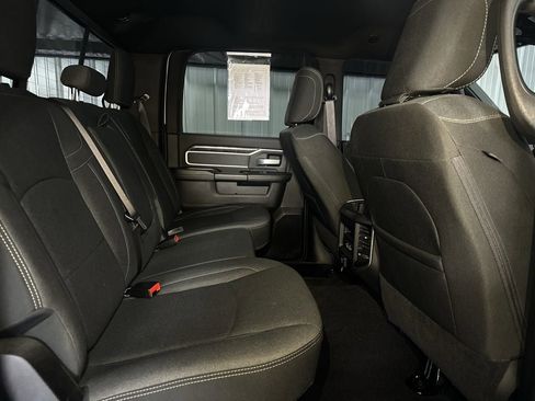 Used 2022 RAM 2500 Big Horn w/ Level C Equiment Group AWD/4WD image 18