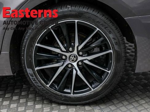 Used 2024 Toyota Camry SE image 8