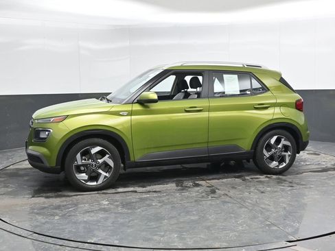 Used 2022 Hyundai Venue SEL image 8