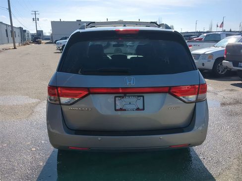 Used 2016 Honda Odyssey Touring Elite image 13