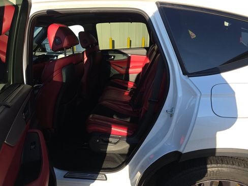 Used 2023 Acura MDX A-Spec image 18