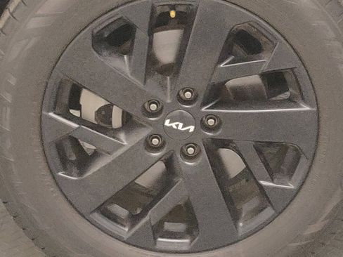 Used 2022 Kia Sorento S image 31