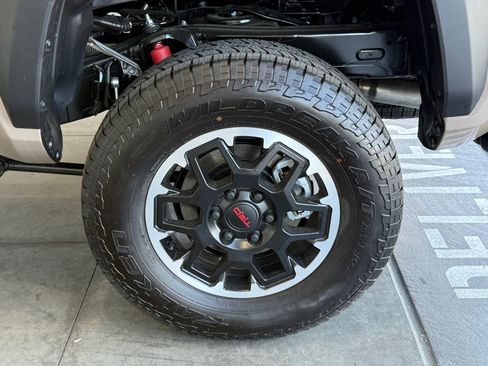 New 2026 Toyota Tacoma TRD Off-Road AWD/4WD image 14