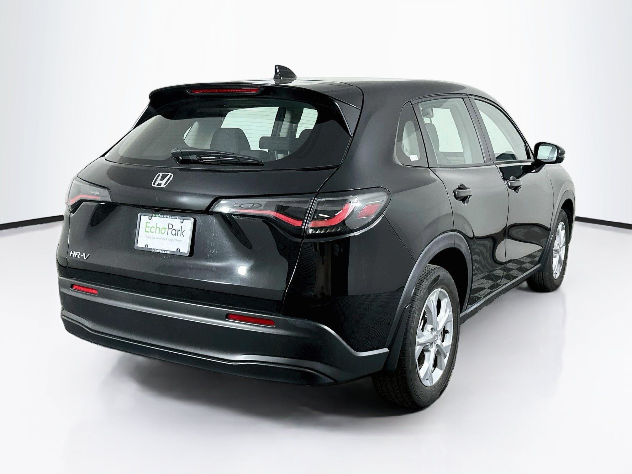 Used 2025 Honda HR-V LX image 9