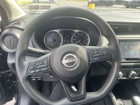 Used 2024 Nissan Kicks S image 13