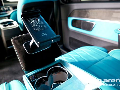 Used 2023 Mercedes-Benz Metris Passenger image 28