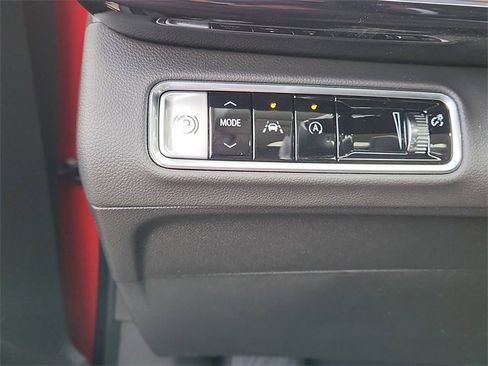 New 2025 Buick Envision Sport Touring image 22