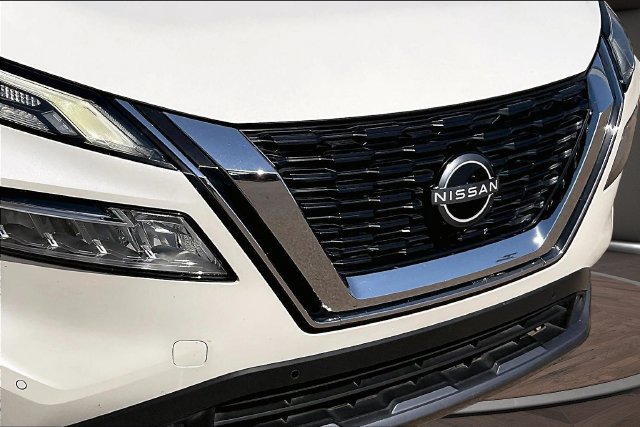 Used 2022 Nissan Rogue SL w/ SL Premium Package FWD image 26