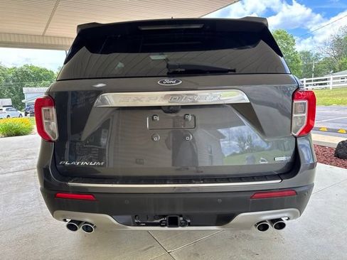 Used 2020 Ford Explorer Platinum w/ Premium Technology Package AWD/4WD image 8