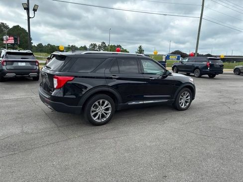 Used 2023 Ford Explorer Limited w/ Equipment Group 301A AWD/4WD image 17