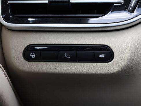 Certified 2025 INFINITI QX60 Sensory w/ Vision Package AWD/4WD image 38