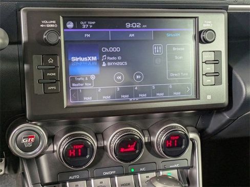 Used 2025 Toyota GR86 Premium image 18