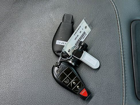 Used 2019 RAM 1500 Big Horn AWD/4WD image 34