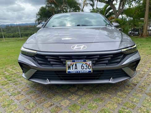 Certified 2024 Hyundai Elantra SEL image 20