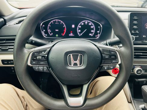 Used 2019 Honda Accord LX image 18