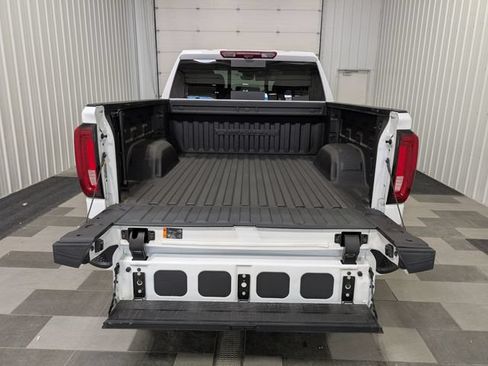 Used 2024 GMC Sierra 1500 Denali w/ Denali Reserve Package AWD/4WD image 26