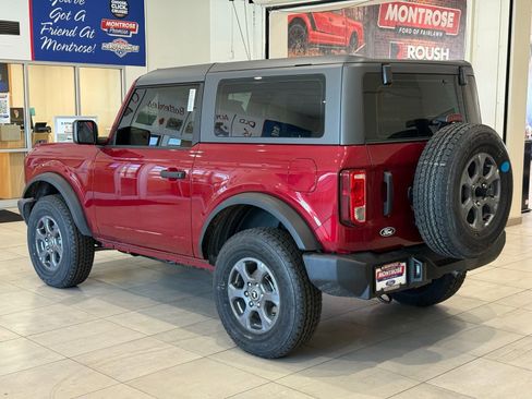 New 2026 Ford Bronco 2-Door AWD/4WD image 3