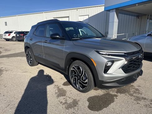 New 2025 Chevrolet TrailBlazer RS w/ Convenience Package image 7