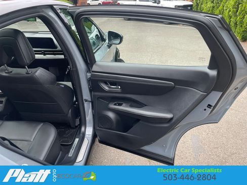 Used 2023 Nissan Ariya AWD image 43