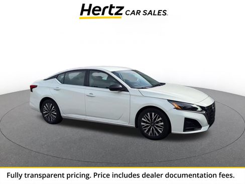Used 2026 Nissan Altima 2.5 SV FWD image 1