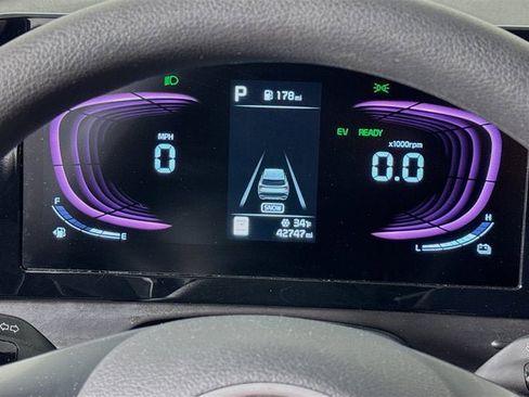 Certified 2023 Kia Sportage LX image 12