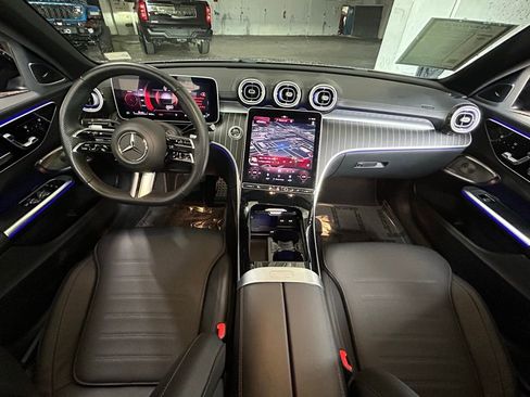 Used 2025 Mercedes-Benz C 300 4MATIC Sedan image 11