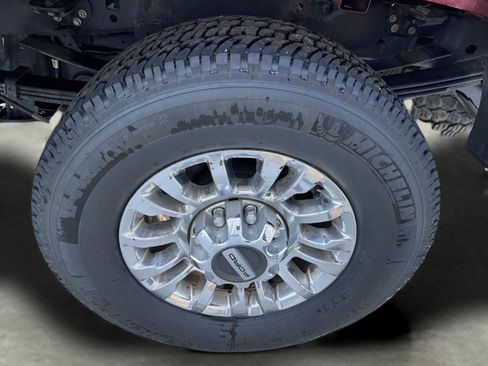 Used 2020 Ford F350 Lariat w/ Chrome Package image 8